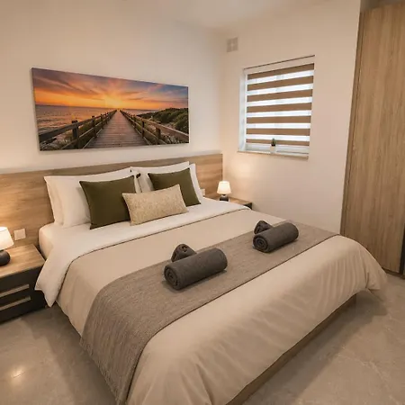 6 Bedroom 2 *