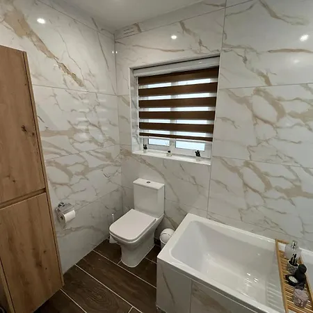6 Bedroom 2 公寓