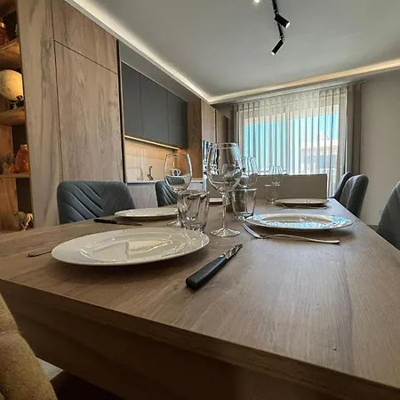 6 Bedroom 2 * 斯利马