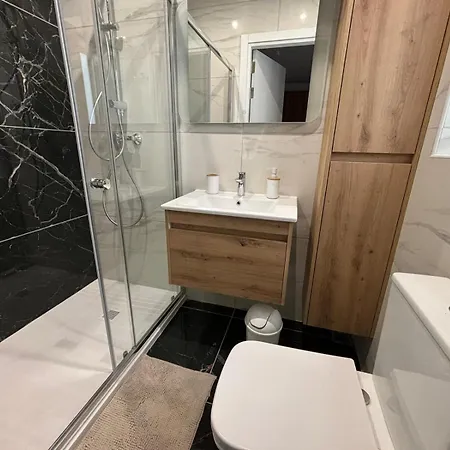 6 Bedroom 2 * 斯利马
